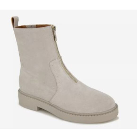 NEW Andre Assous Vernon Bootie  suede Leather taupe  size 5.5 - Picture 1 of 9